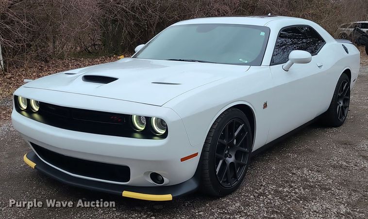 image for item DN8300 2019 Dodge Challenger Scat Pack