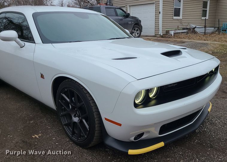 image for item DN8300 2019 Dodge Challenger Scat Pack