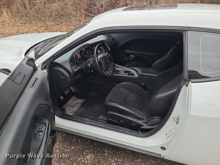 image for item DN8300 2019 Dodge Challenger Scat Pack