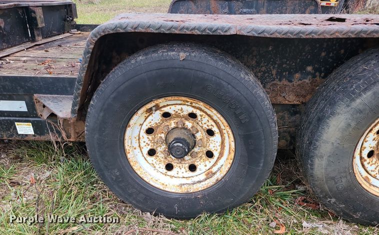 image for item DN8301 2006 Midsota Versadump  utility trailer