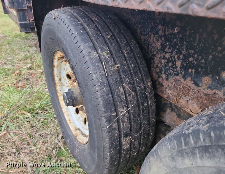 image for item DN8301 2006 Midsota Versadump  utility trailer