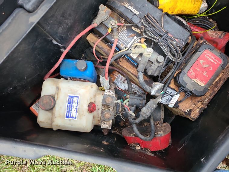 image for item DN8301 2006 Midsota Versadump  utility trailer