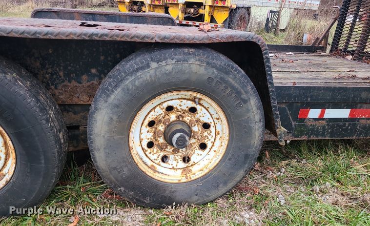 image for item DN8301 2006 Midsota Versadump  utility trailer