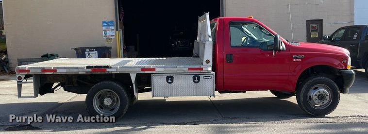 image for item DP0279 2004 Ford F450 Super Duty XL  flatbed truck