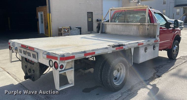 image for item DP0279 2004 Ford F450 Super Duty XL  flatbed truck