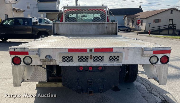 image for item DP0279 2004 Ford F450 Super Duty XL  flatbed truck