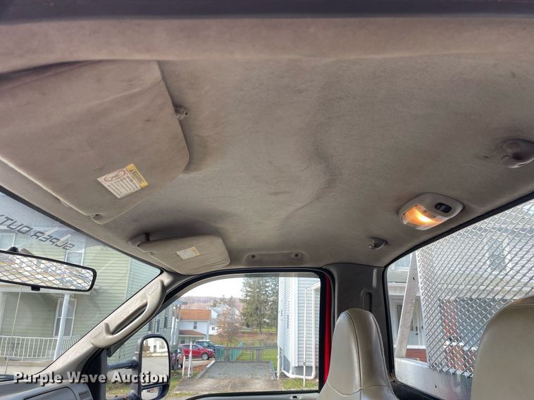 image for item DP0279 2004 Ford F450 Super Duty XL  flatbed truck