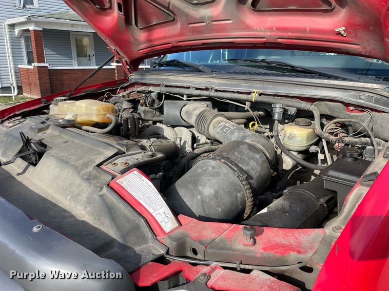 image for item DP0279 2004 Ford F450 Super Duty XL  flatbed truck