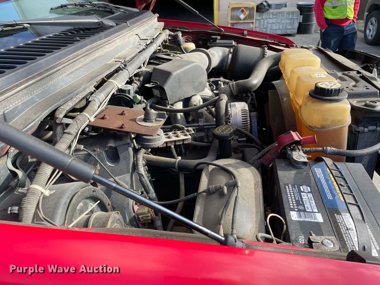 image for item DP0279 2004 Ford F450 Super Duty XL  flatbed truck