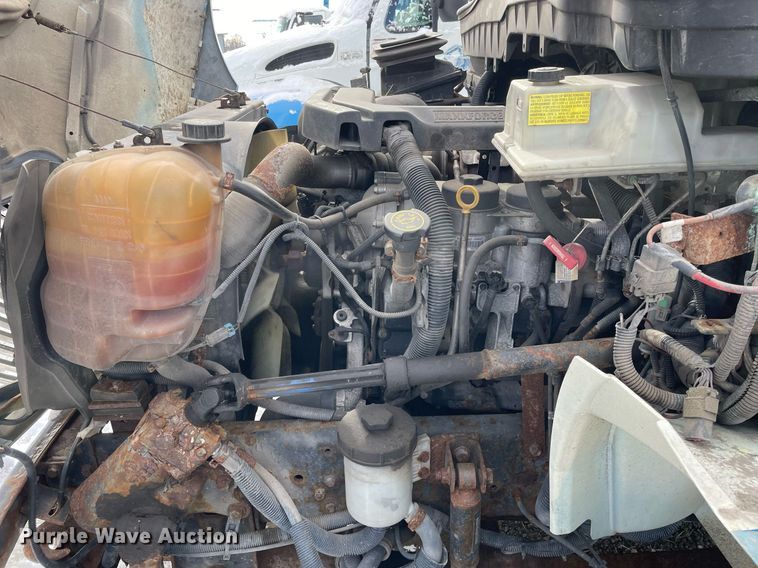 image for item DP0284 2012 International 4300  truck cab and chassis