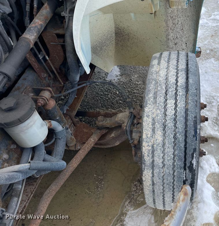 image for item DP0284 2012 International 4300  truck cab and chassis