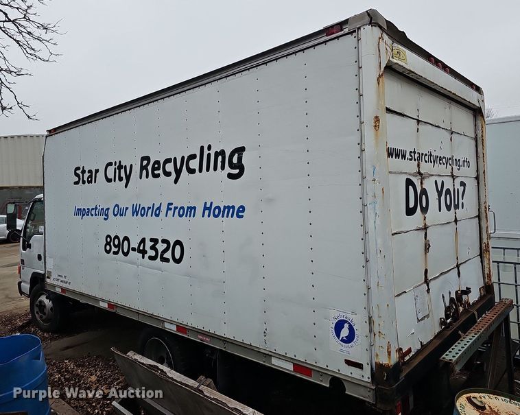 image for item DP0794 2003 GMC W4500  box truck