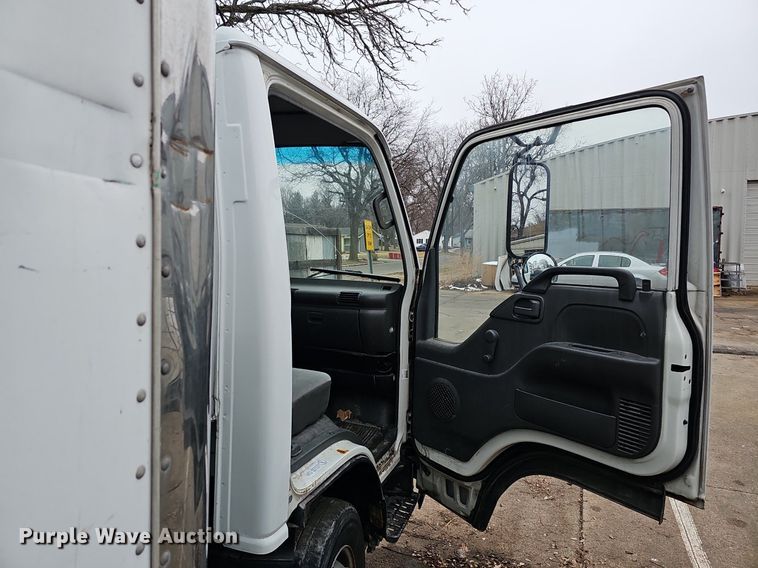 image for item DP0794 2003 GMC W4500  box truck