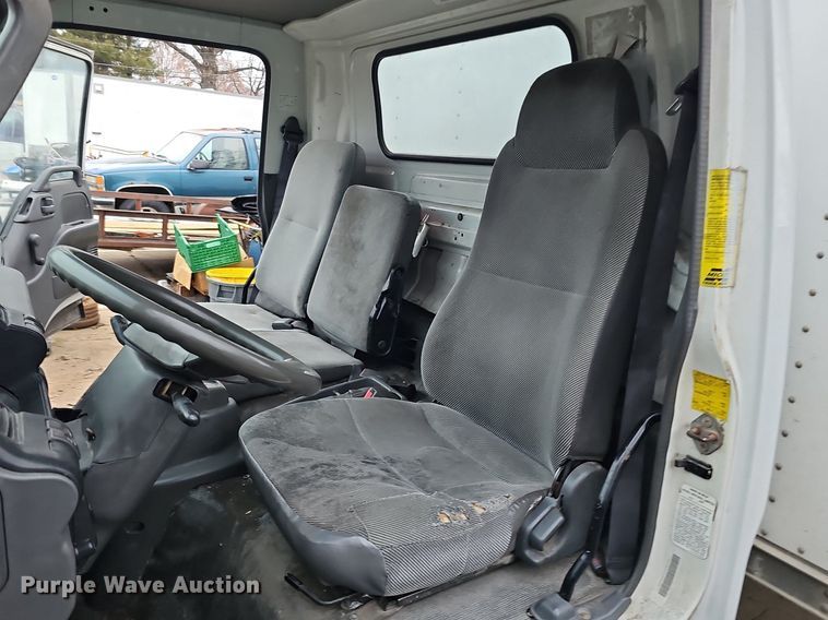 image for item DP0794 2003 GMC W4500  box truck