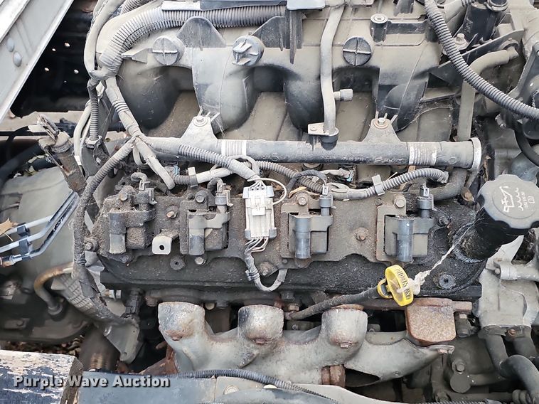 image for item DP0794 2003 GMC W4500  box truck