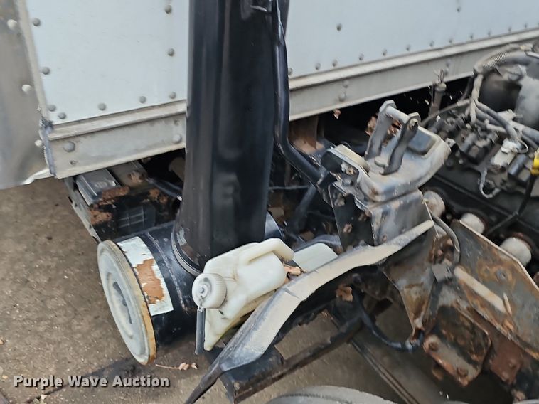 image for item DP0794 2003 GMC W4500  box truck