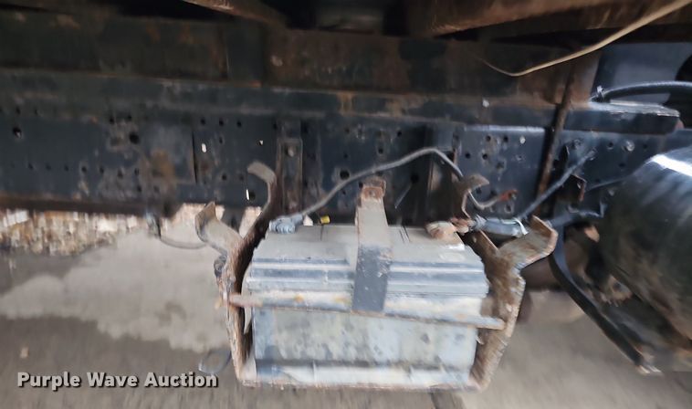 image for item DP0794 2003 GMC W4500  box truck