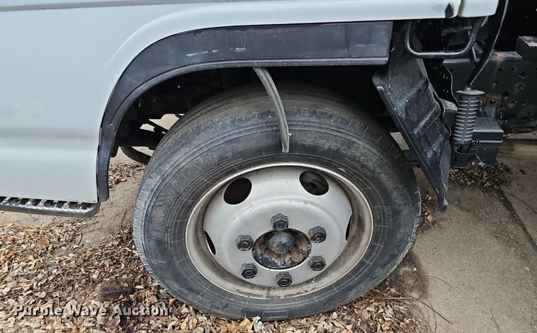 image for item DP0794 2003 GMC W4500  box truck