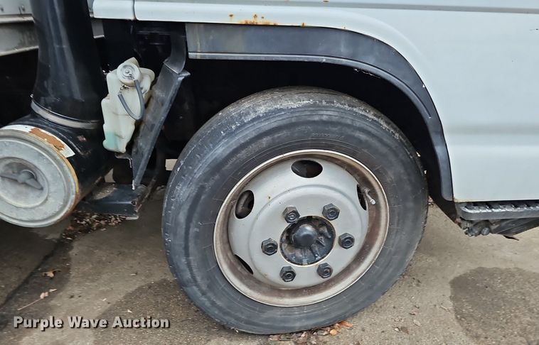 image for item DP0794 2003 GMC W4500  box truck