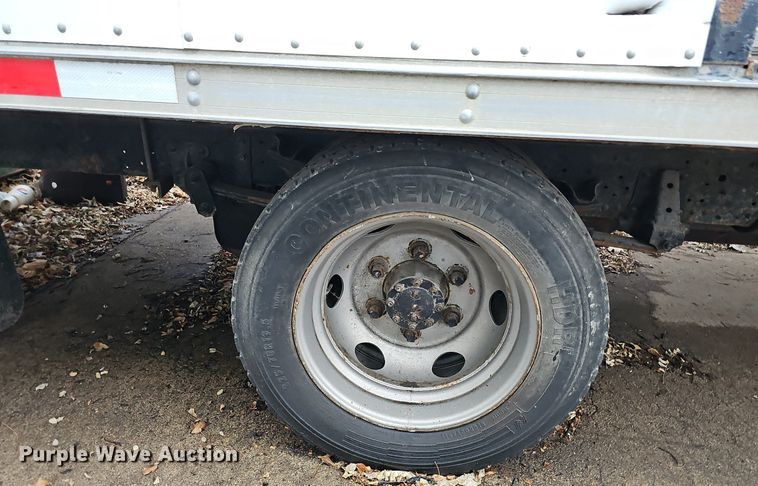 image for item DP0794 2003 GMC W4500  box truck