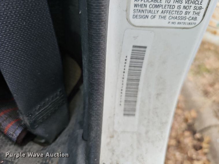 image for item DP0794 2003 GMC W4500  box truck