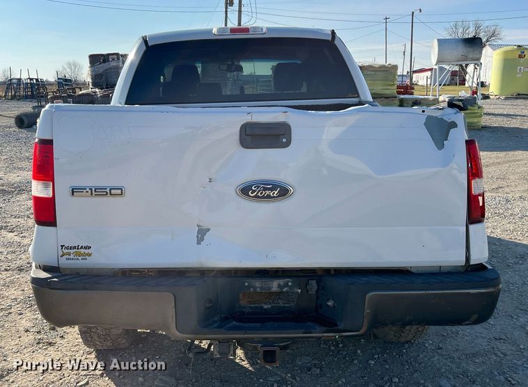 image for item DP2184 2004 Ford F150  SuperCrew pickup truck