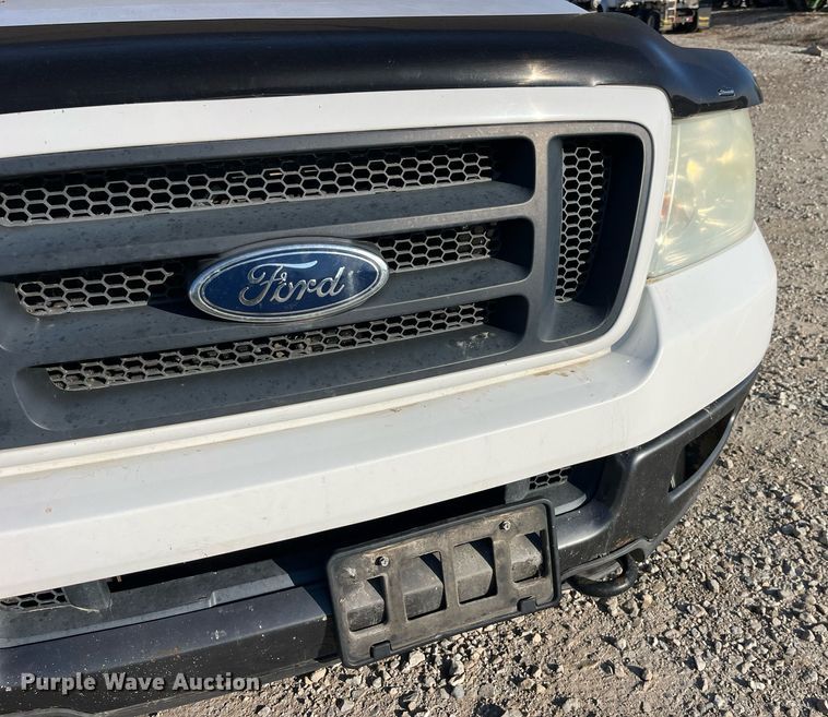 image for item DP2184 2004 Ford F150  SuperCrew pickup truck