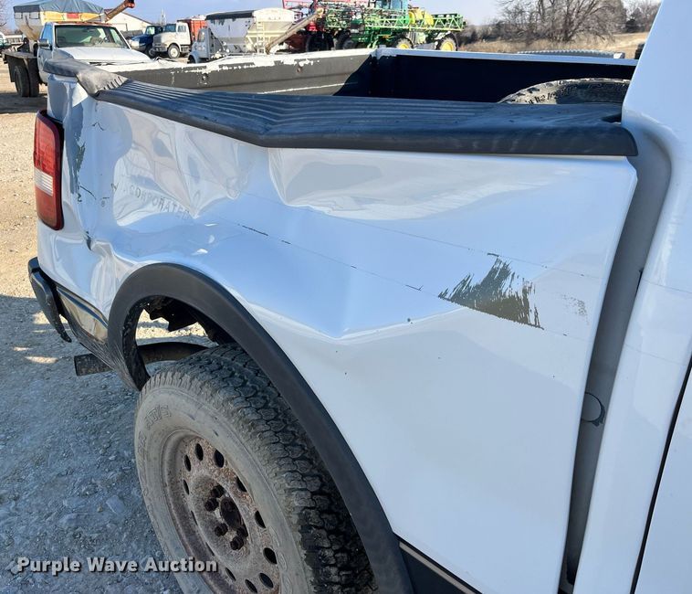 image for item DP2184 2004 Ford F150  SuperCrew pickup truck