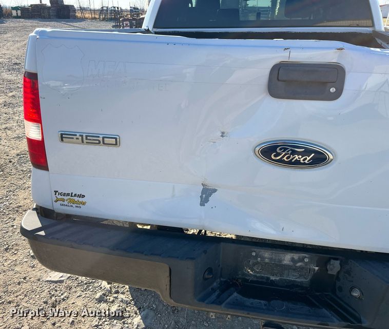 image for item DP2184 2004 Ford F150  SuperCrew pickup truck