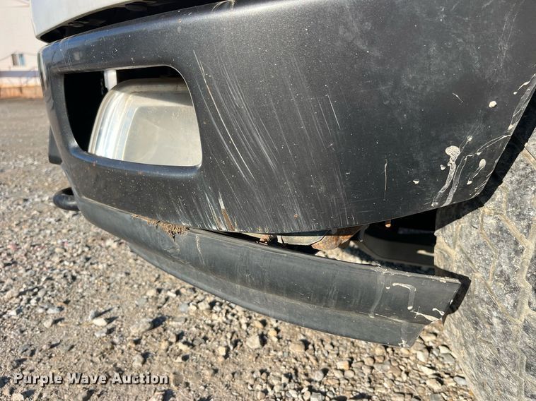 image for item DP2184 2004 Ford F150  SuperCrew pickup truck