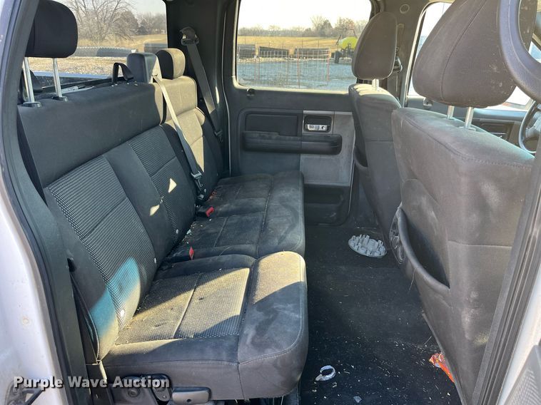 image for item DP2184 2004 Ford F150  SuperCrew pickup truck