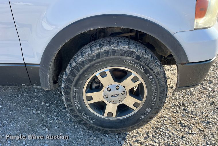 image for item DP2184 2004 Ford F150  SuperCrew pickup truck