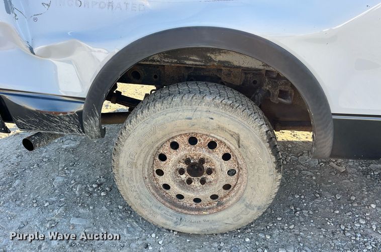 image for item DP2184 2004 Ford F150  SuperCrew pickup truck