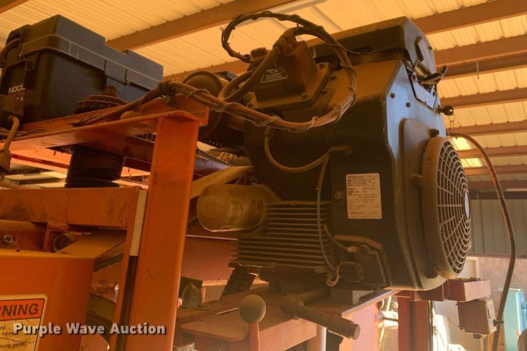 image for item DP8794 2005 Timberking B20  sawmill