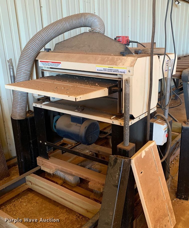 image for item DP8795 Woodmaster W-725  planer