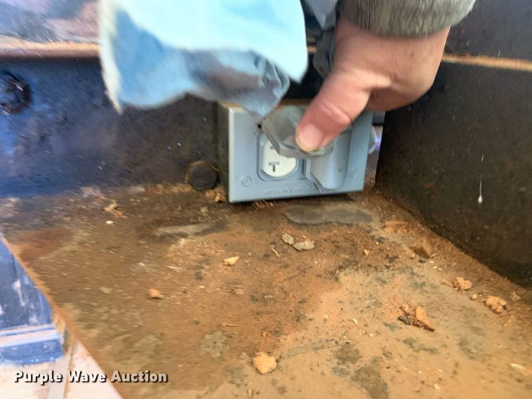 image for item DP8795 Woodmaster W-725  planer