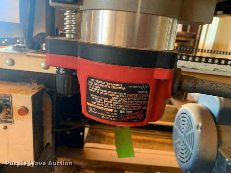 image for item DP8795 Woodmaster W-725  planer