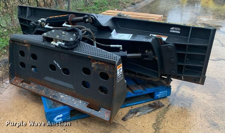 image for item DP8810 2008 New Holland 1300  skid steer dozer blade