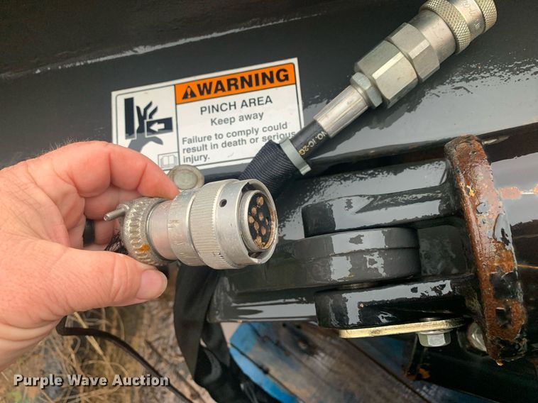 image for item DP8810 2008 New Holland 1300  skid steer dozer blade