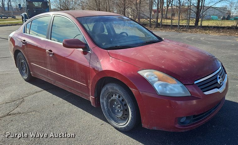2008 Nissan Altima 2.5S in Manhattan, KS | Item DR5929 sold | Purple Wave