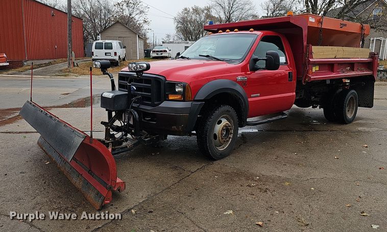 image for item DS5728 2006 Ford F550 Super Duty XL  dump truck