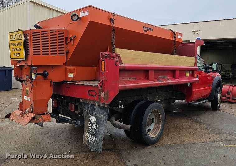 image for item DS5728 2006 Ford F550 Super Duty XL  dump truck