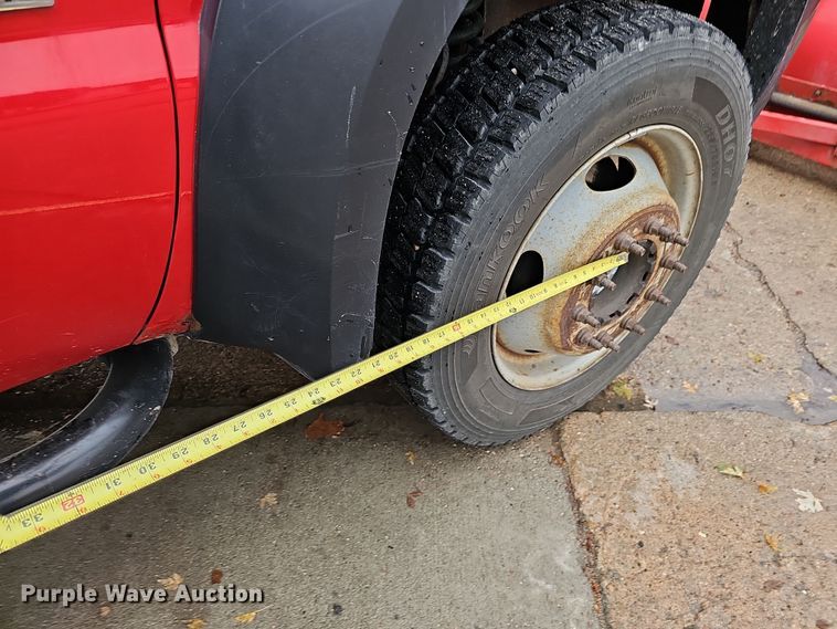 image for item DS5728 2006 Ford F550 Super Duty XL  dump truck