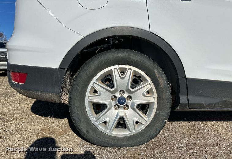 image for item EK9887 2015 Ford Escape  SUV