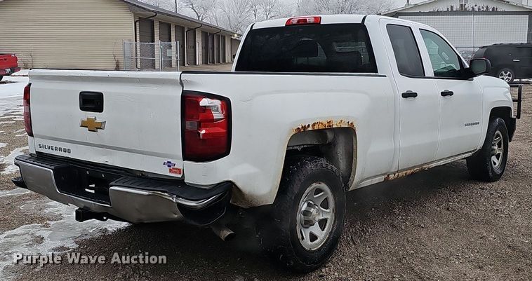 image for item IO9783 2014 Chevrolet Silverado 1500  Double Cab pickup truck