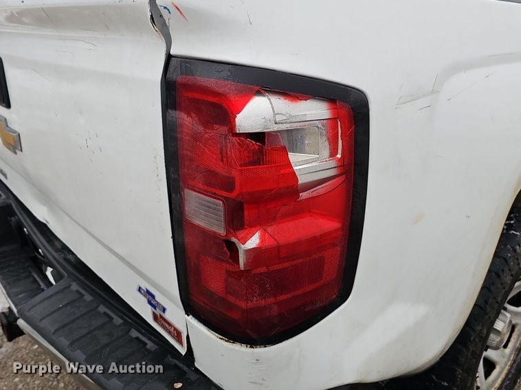 image for item IO9783 2014 Chevrolet Silverado 1500  Double Cab pickup truck