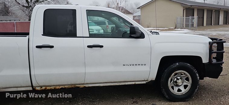 image for item IO9783 2014 Chevrolet Silverado 1500  Double Cab pickup truck