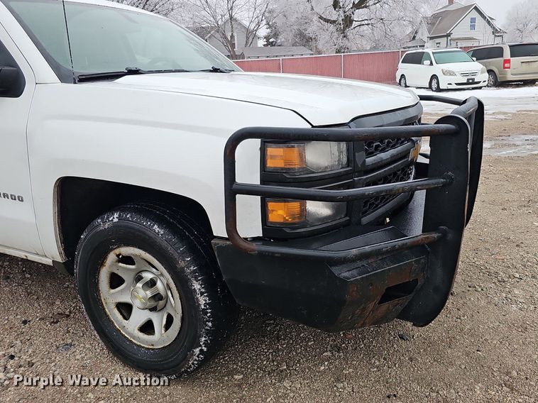 image for item IO9783 2014 Chevrolet Silverado 1500  Double Cab pickup truck