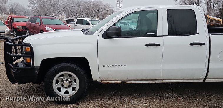 image for item IO9783 2014 Chevrolet Silverado 1500  Double Cab pickup truck