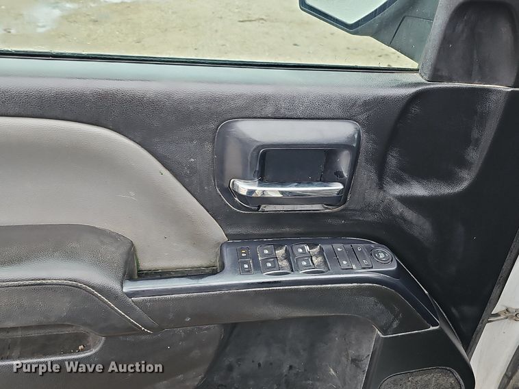 image for item IO9783 2014 Chevrolet Silverado 1500  Double Cab pickup truck